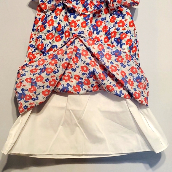 Chaps tie adjustable straps dress. Size 8 white, blue, red flower design - Picture 8 of 10